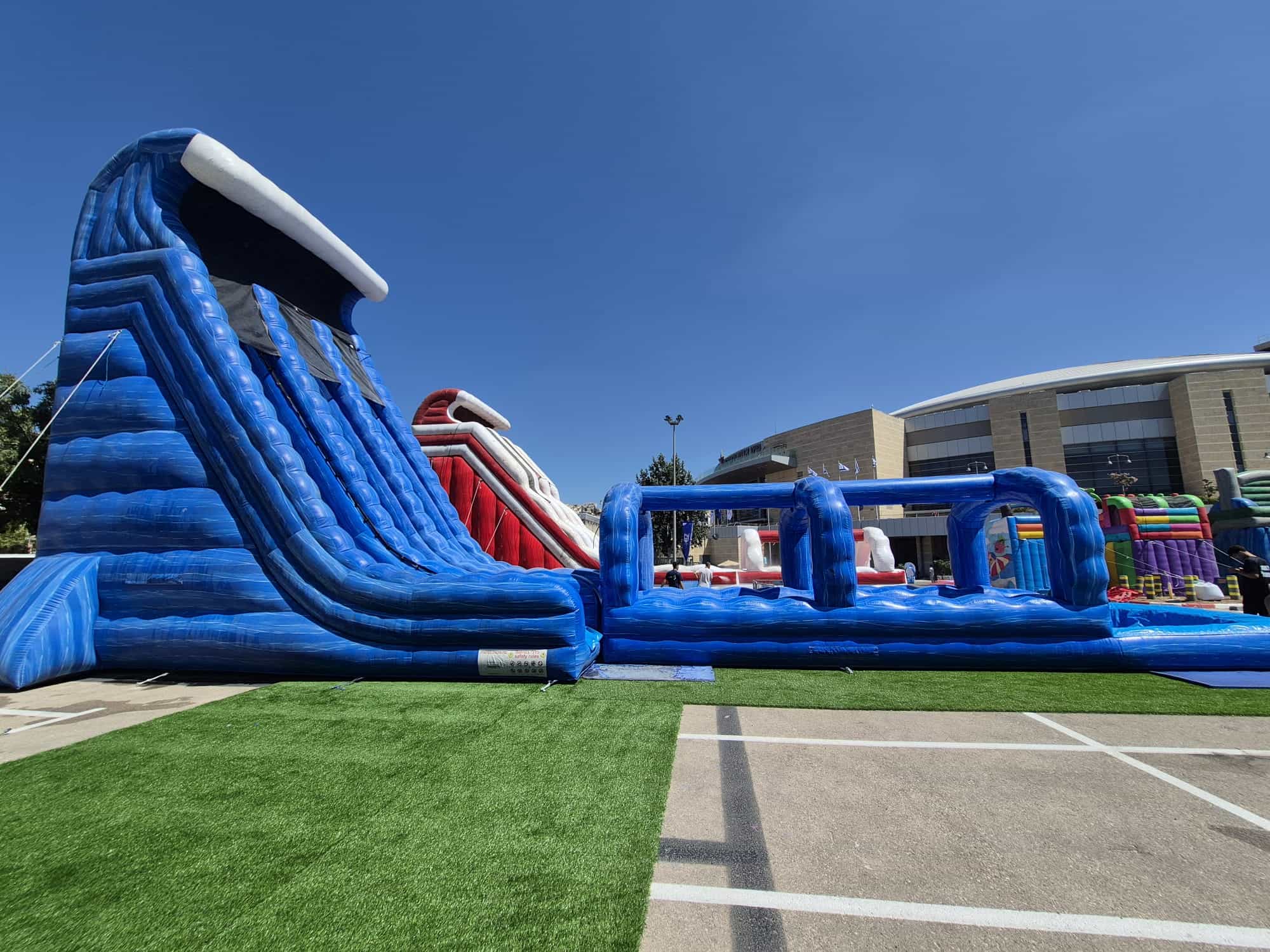 פארק המים האתגרי של ירושלים יוצא לדרך