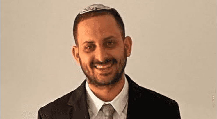 עם 11 שנות ניסיון בחינוך: אוריה אמסלם ינהל את בית הספר חמ"ד "אריאל"