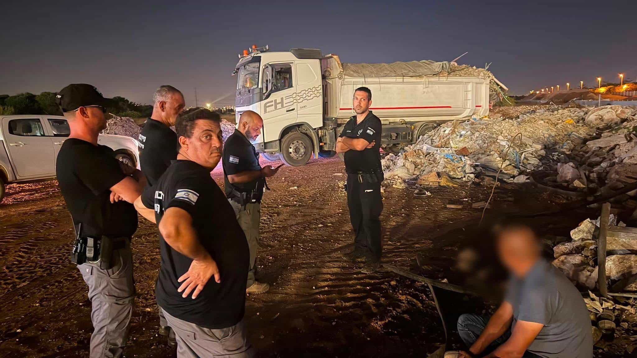עיריית פתח תקווה נלחמת בהשלכת פסולת פיראטית