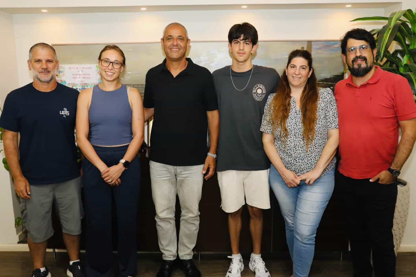מחדרה לפודיום האירופי: הישג ענק לשחיין המצטיין מיכאל בכר