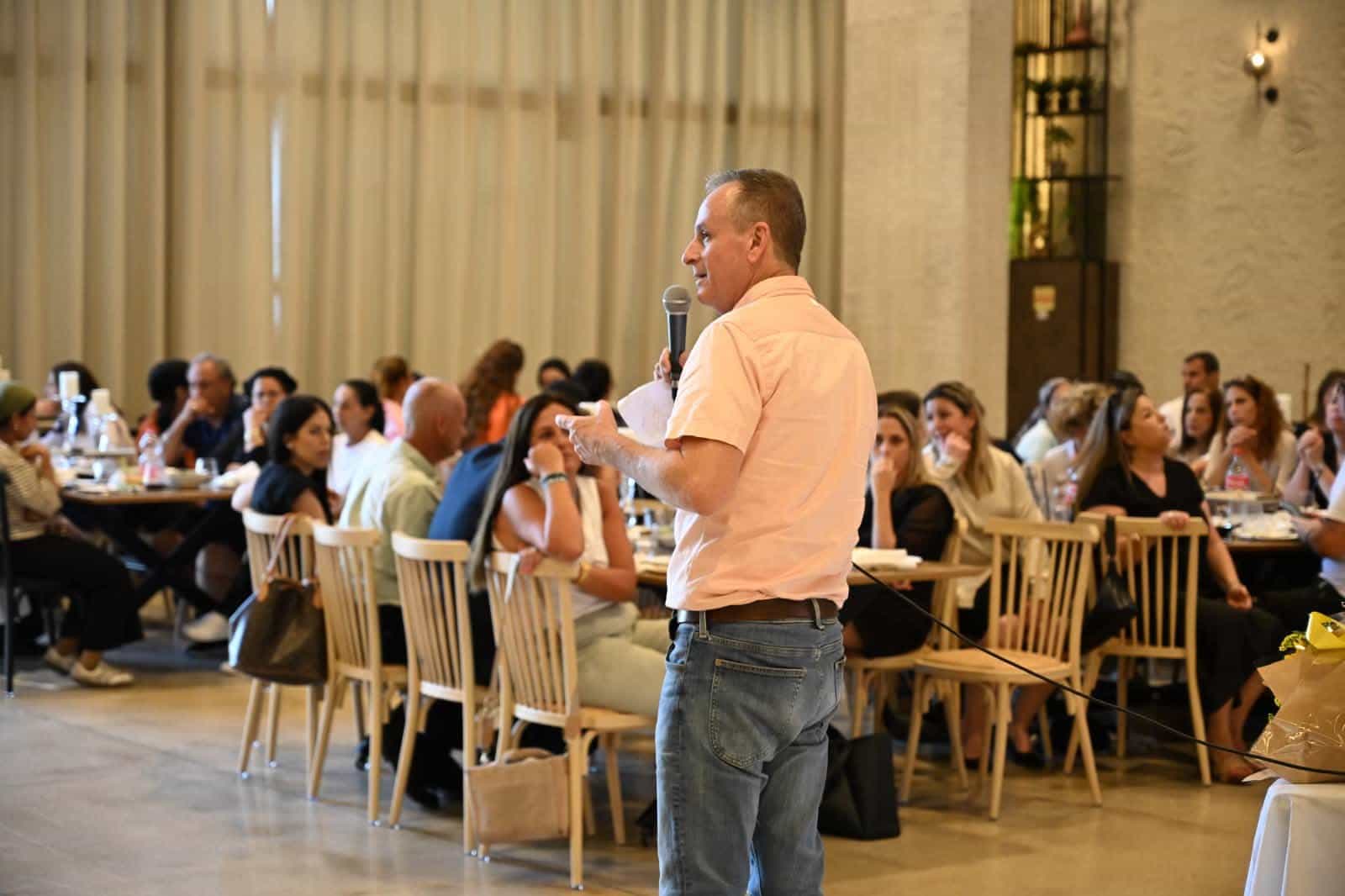 עיריית גבעת שמואל קיימה טקס הוקרה לתומכות החינוך לקראת שנת הלימודים
