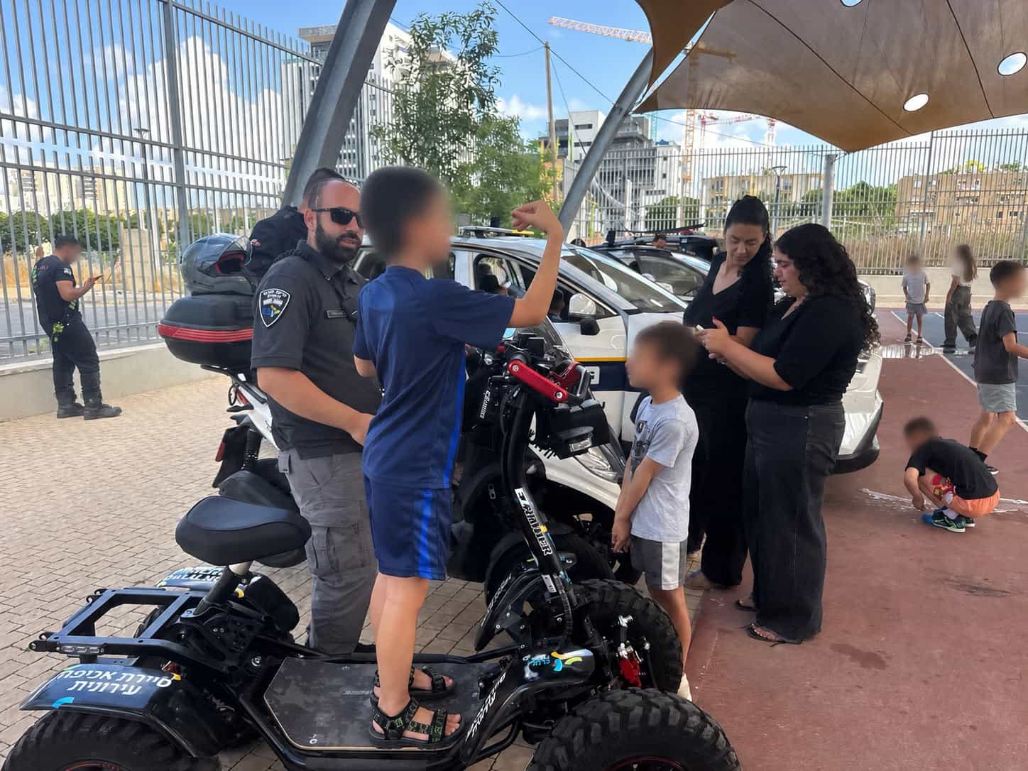 בוקר של שמחה לילדי קייטנת החינוך המיוחד בטירת כרמל