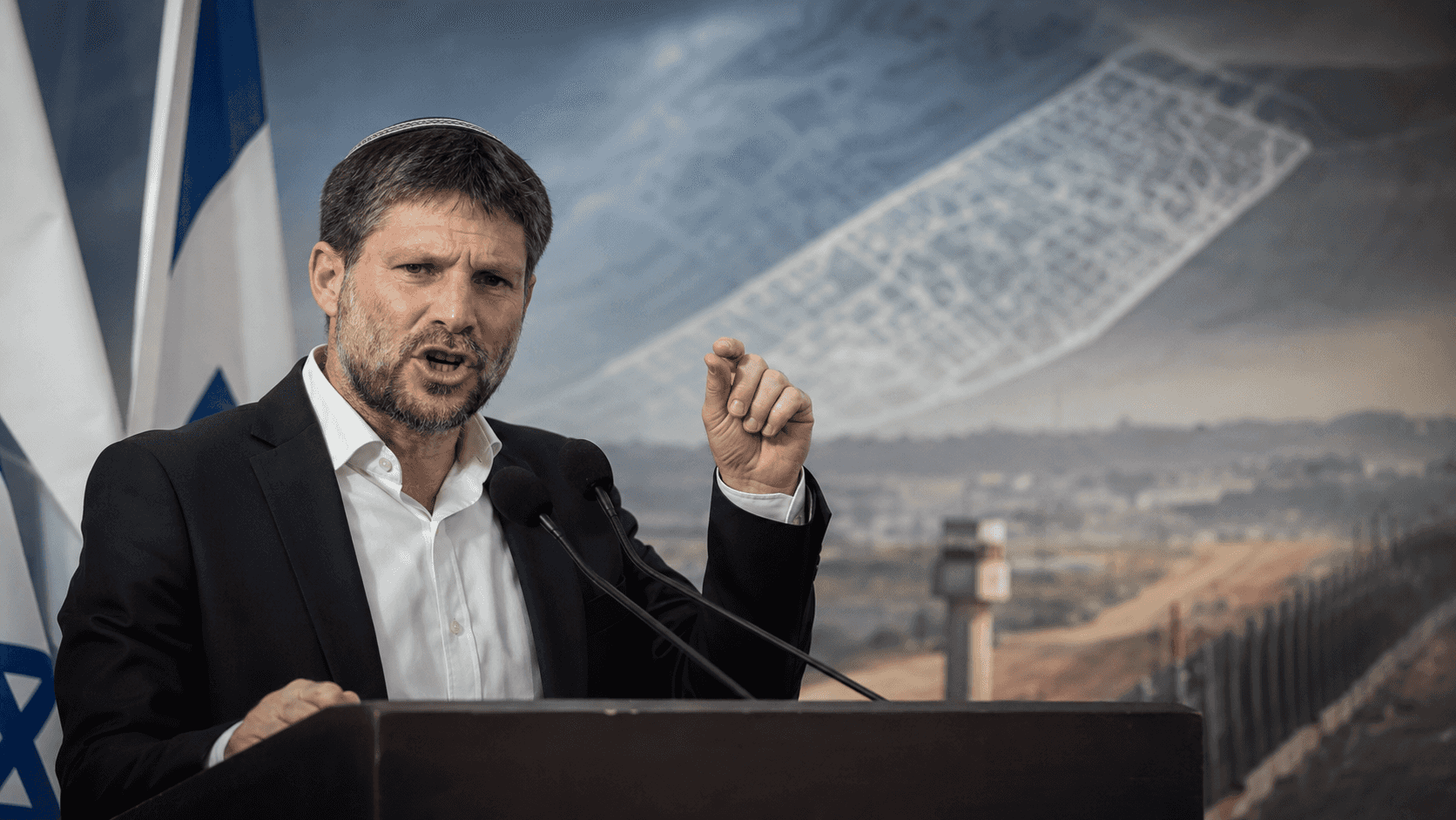 סמוטריץ' בתגובה לסנקציות הצפויות מבריטניה: "לגרש את השגריר הבריטי עוד הערב"