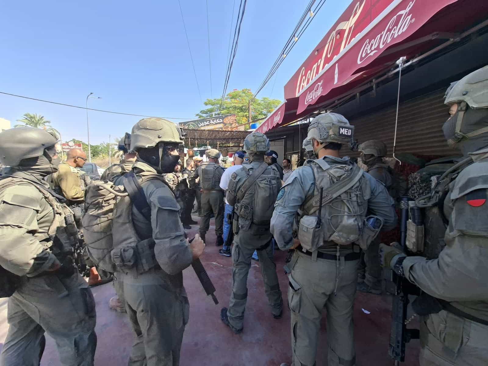 בעקבות הירי לעבר חוות מצודת דוד: כוחותינו פשטו על הכפר אל-מועייר – יותר מ-30 ערבים נעצרו