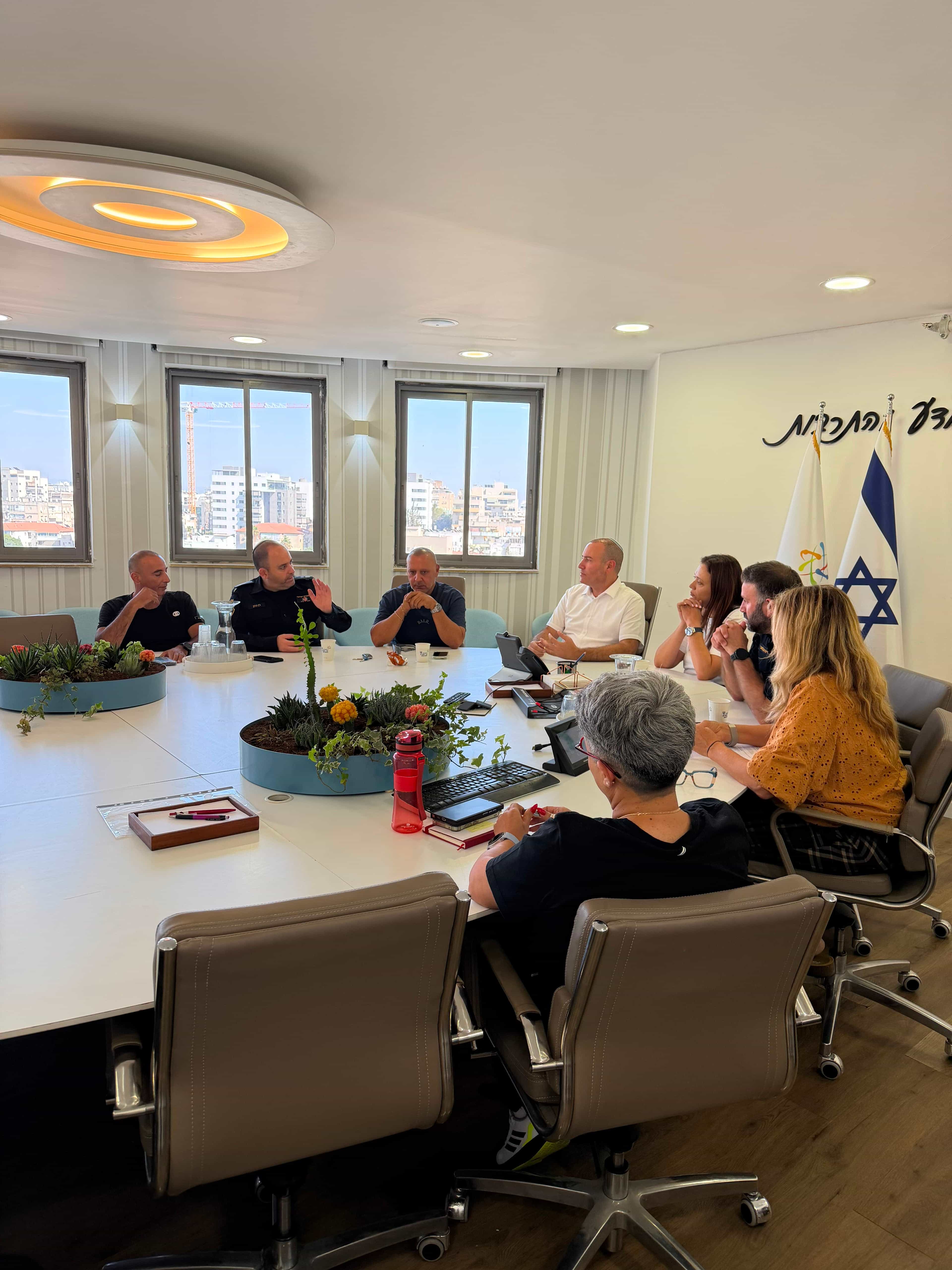 עיריית רחובות ומשטרת רחובות משלבות ידיים: אפס סבלנות להעסקת שוהים בלתי חוקיים