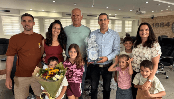 שלושה עשורים של עשייה: מסיבת פרידה מרגשת למנהל אגף התפעול בגדרה