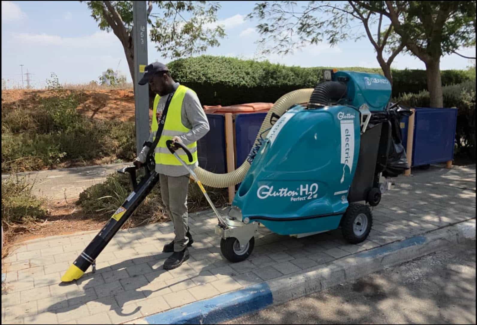 לקראת השנה החדשה: מבצע ניקיון נרחב ברחבי גבעת שמואל