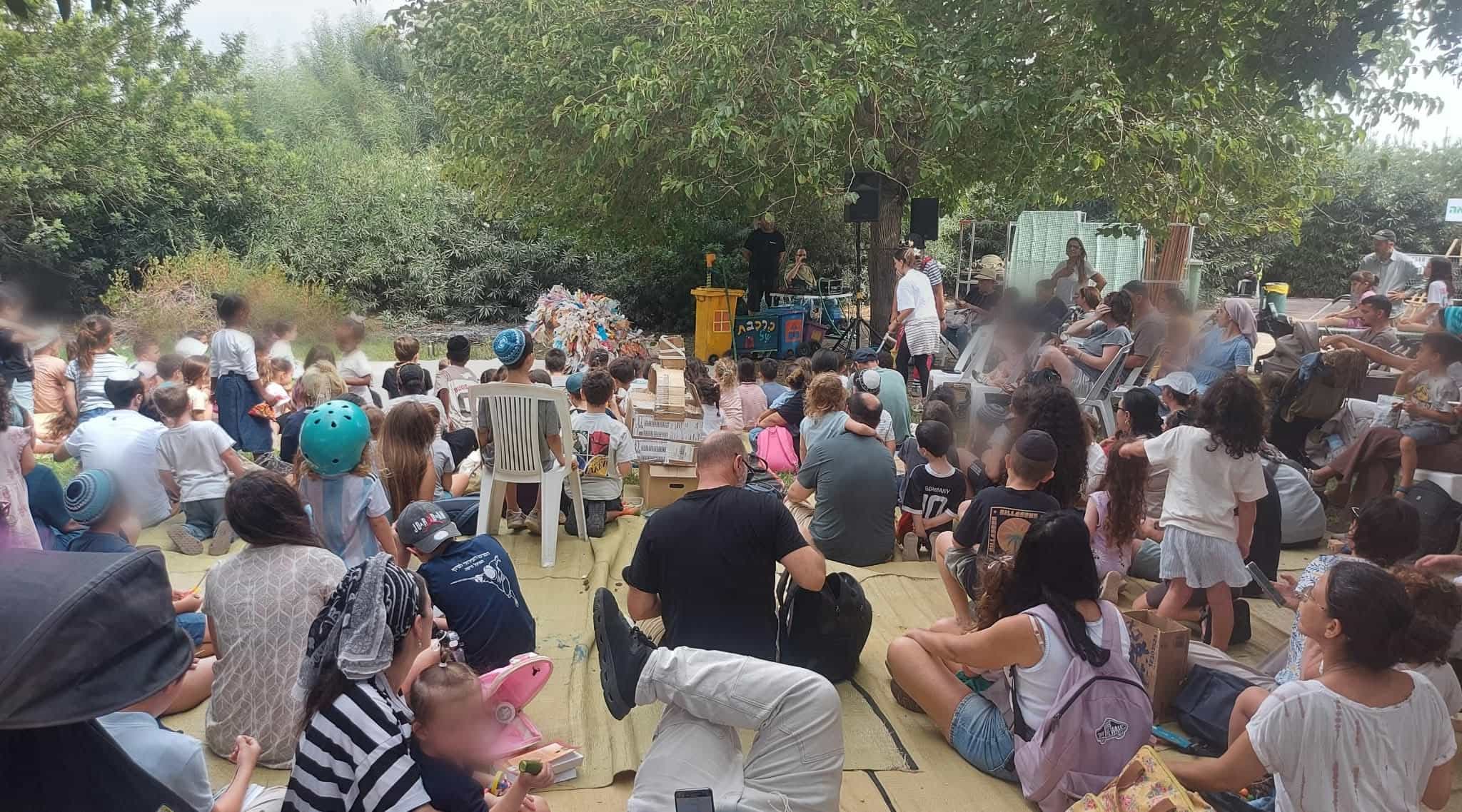 כ-1,200 איש השתתפו ב״ירוק במפרץ״ בפארק נחל הקישון