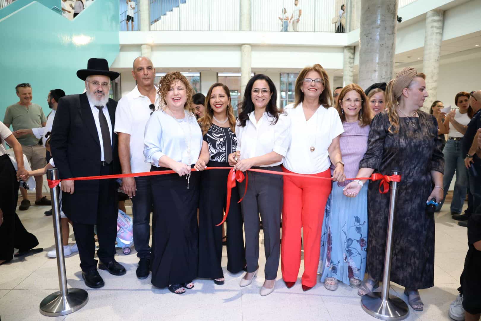 פתיחה חגיגית וחלקה: כ-9,700 תלמידות ותלמידים פתחו את שנת הלימודים באור יהודה