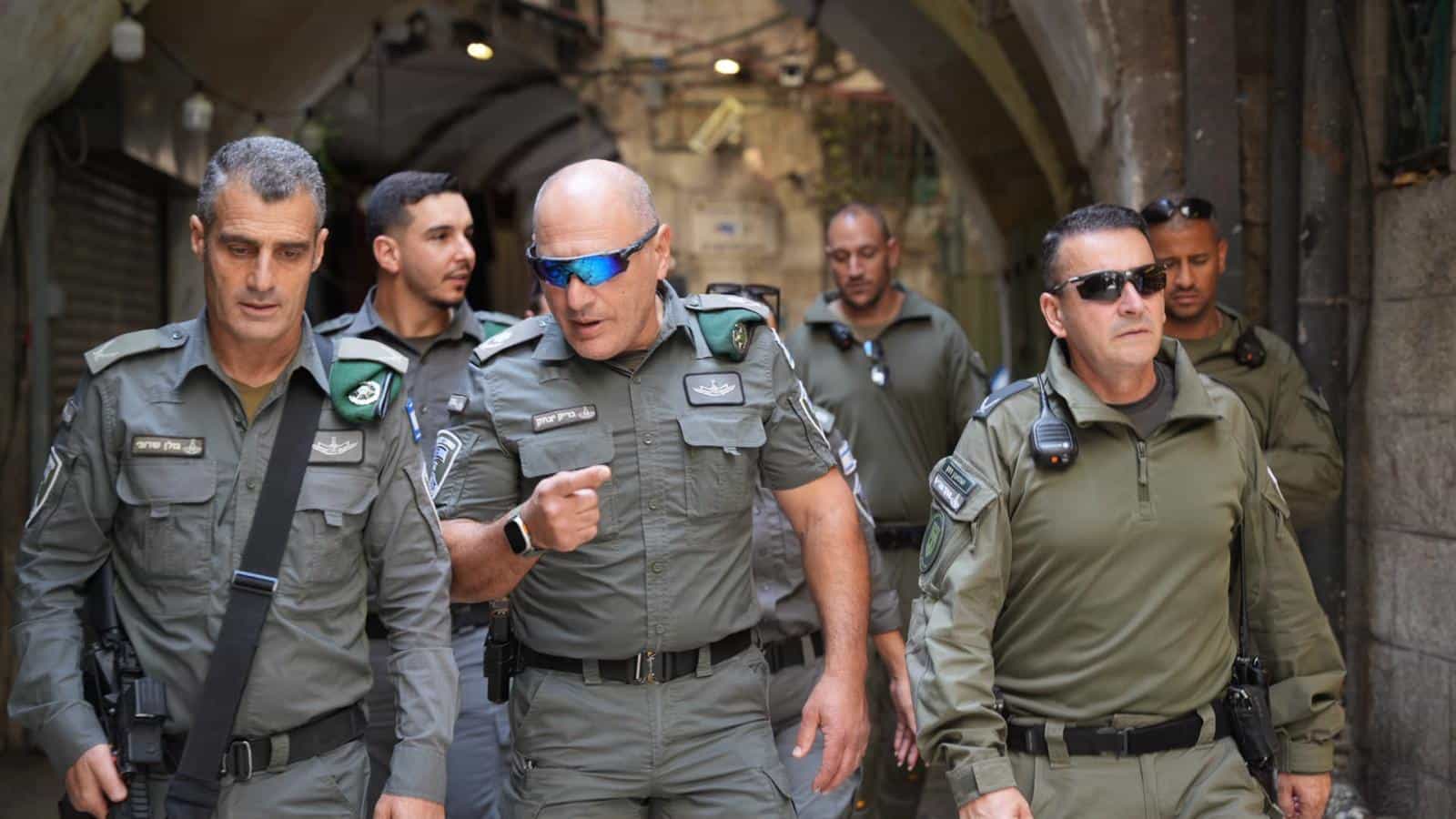 שומרי החומות | לוחמי מג"ב נפרסו סביב העיר העתיקה לאבטחת אלפי המתפללים