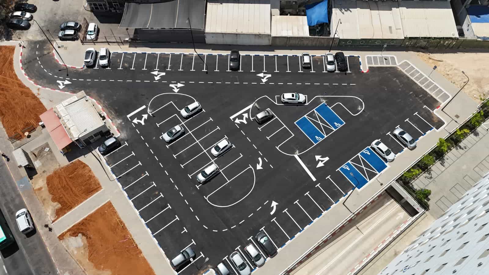 בשורה לתושבי רחובות: חניון המנוף הוסדר ותתאפשר בו גם חניה בתעריף יומי