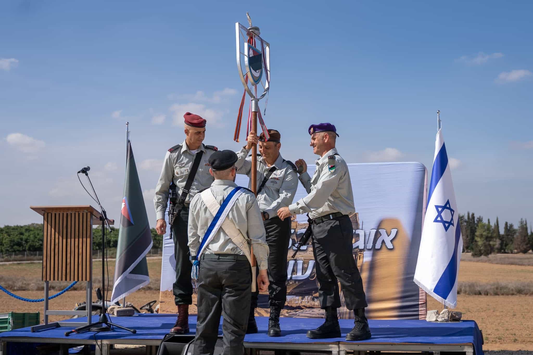 תא"ל אליאב אלבז נכנס לתפקידו כמפקד עוצבת 'סיני' (252)
