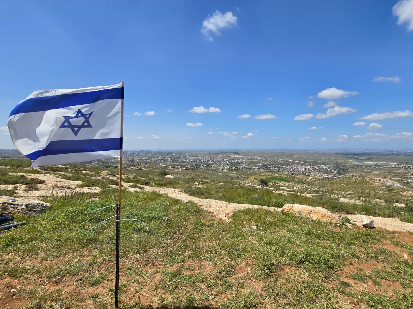 בעקבות הפיגוע: 8 נקודות התיישבות חדשות בהר חברון - סמוטריץ': "ממשיכים את המהפכה"