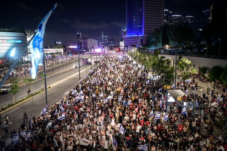 בכיר במחאת קפלן: "צריך לרכז מאמץ באויב שלנו - בנימין נתניהו" | צפו
