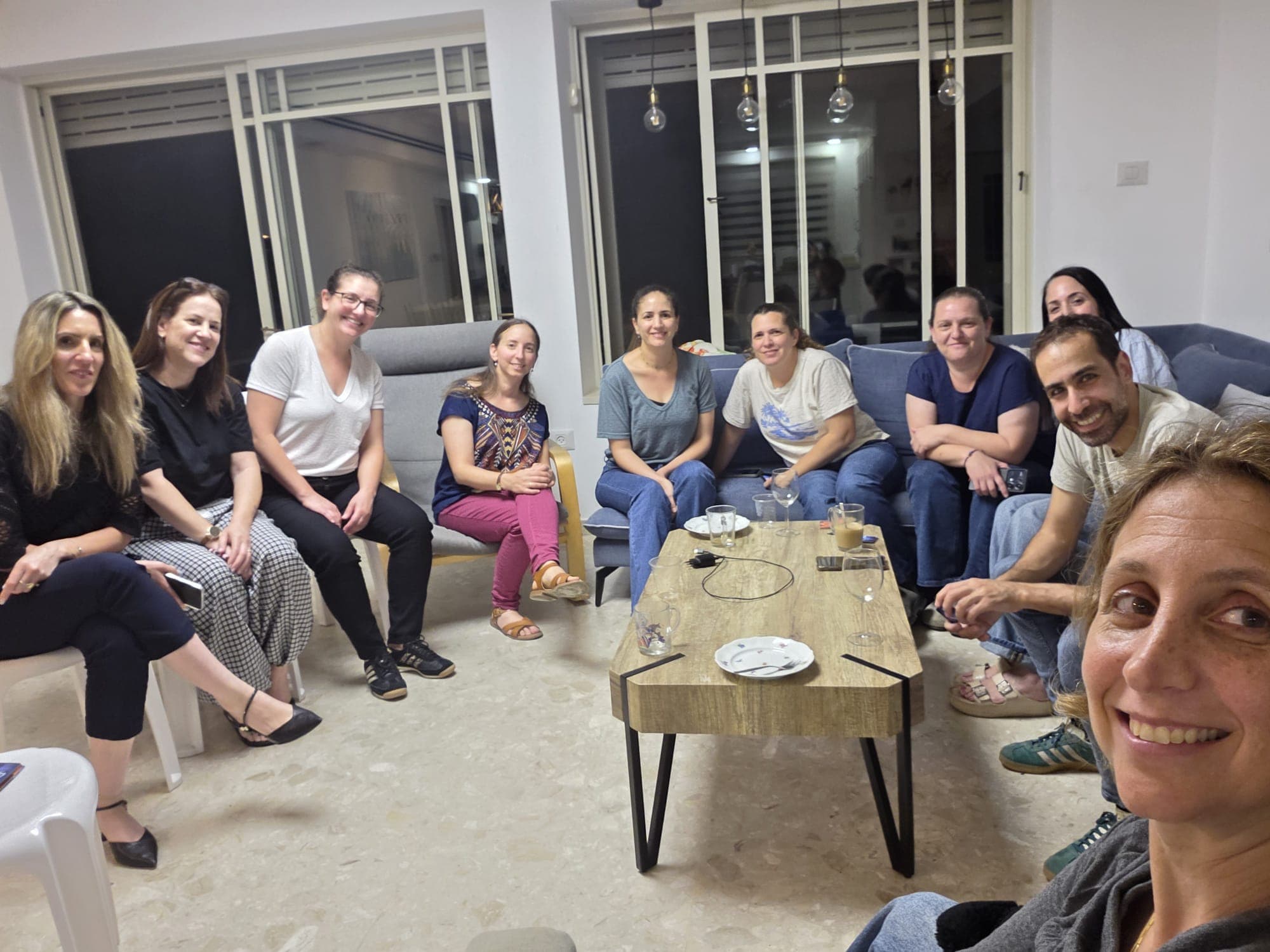 בסלון ביבנה: הורים השתתפו במיזם קהילתי לחיזוק החוסן המשפחתי והחברתי