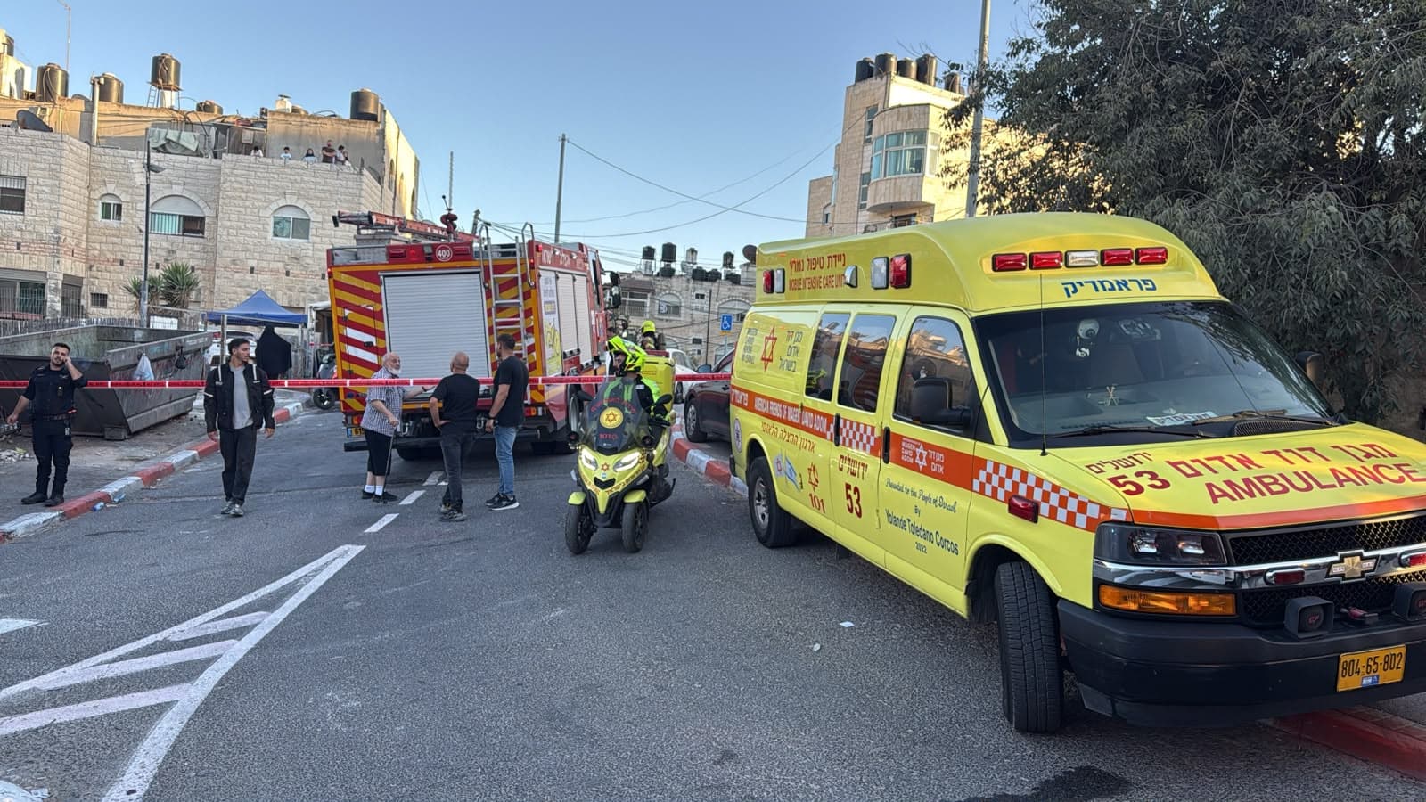 רימון הושלך לעבר דירה בחולון | נער בן 15 נפצע באורח קשה