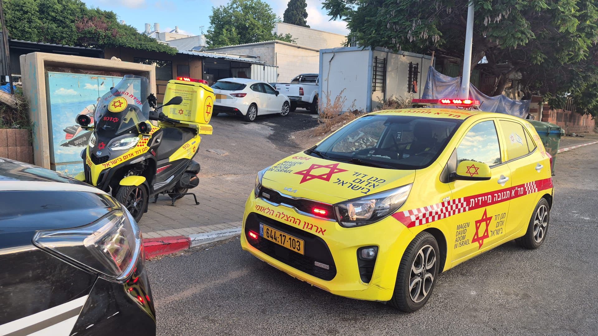 בן 73 נפצע קשה מפגיעת רכב במוסך בראשון לציון