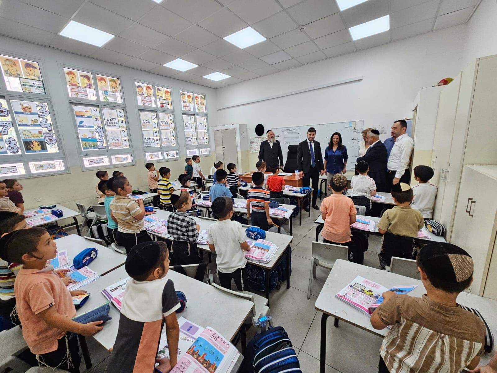 ראש עיריית אור יהודה ליאת שוחט ביקרה בתלמוד תורה "שיח יעקב בני יוסף" לרגל פתיחת שנת הלימודים