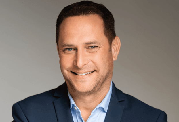 צפו | ראש עיריית ראשון לציון רז קינסטליך בברכת שנה טובה לחדשות 04