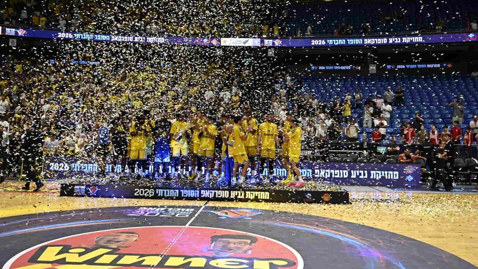 התואר הראשון של העונה: מכבי ת"א הביסה את הפועל ת"א בדרבי - וזכתה בסופרקאפ בכדורסל