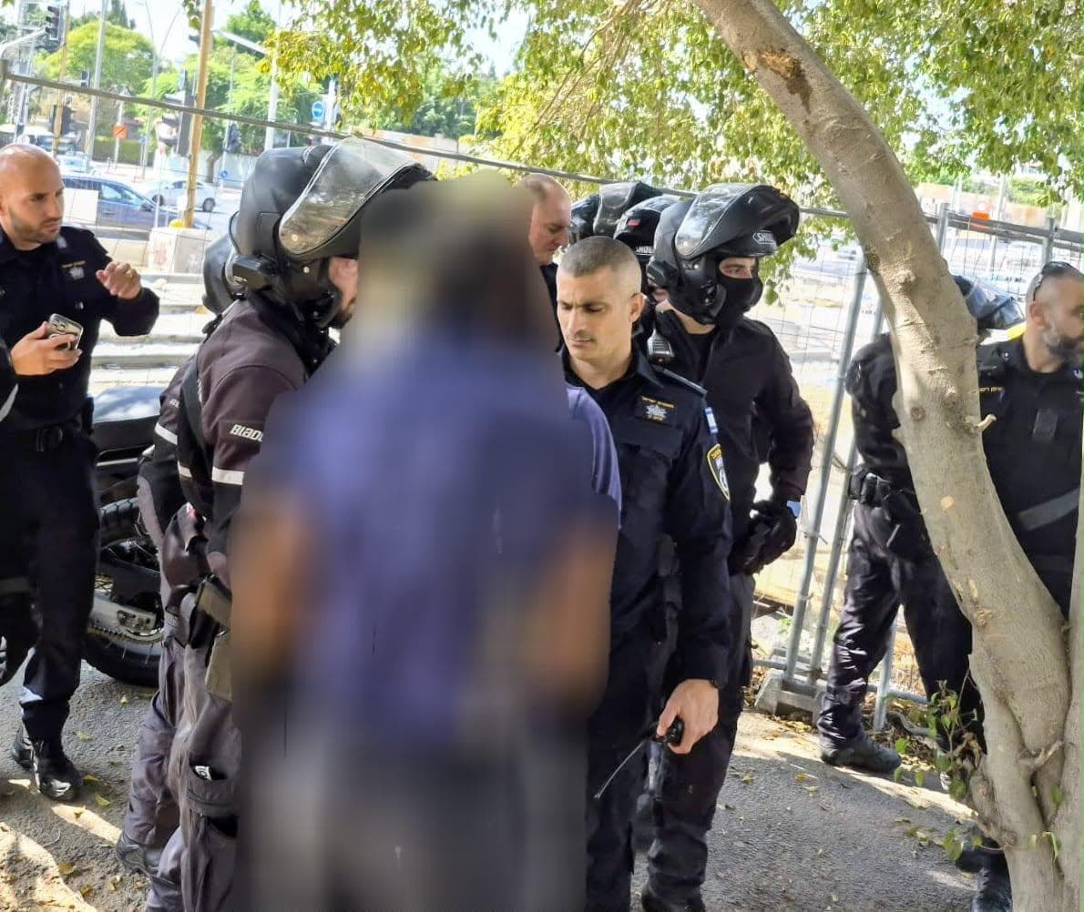 ערבי מהפזורה כתב לבוט המשטרתי כי הוא מתכנן לבצע פיגוע – ואותר ברמת גן