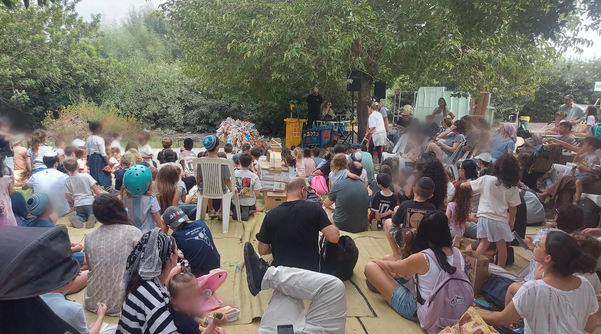 כ-1,200 איש השתתפו ב״ירוק במפרץ״ בפארק נחל הקישון