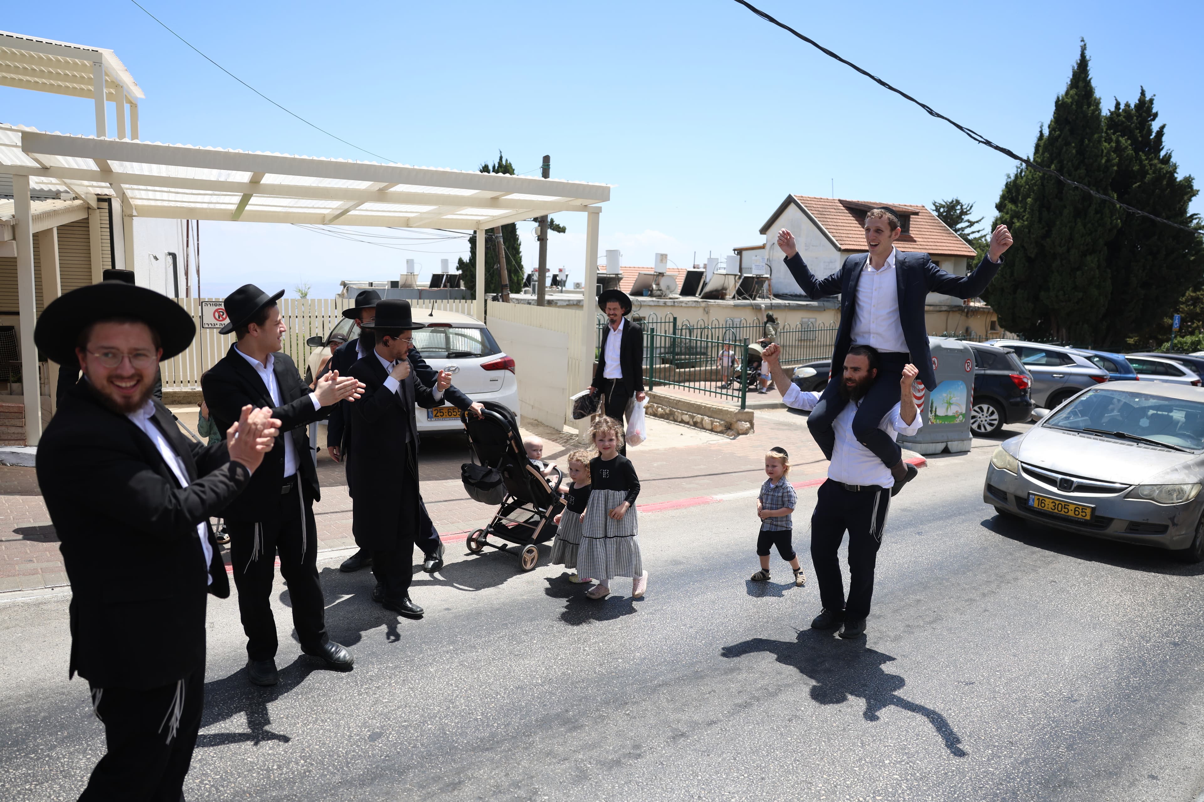 ״לא זכאי לשרות קופה״: טיפול רפואי ורכישת תרופות נמנעו מבחורי ישיבה עריקים