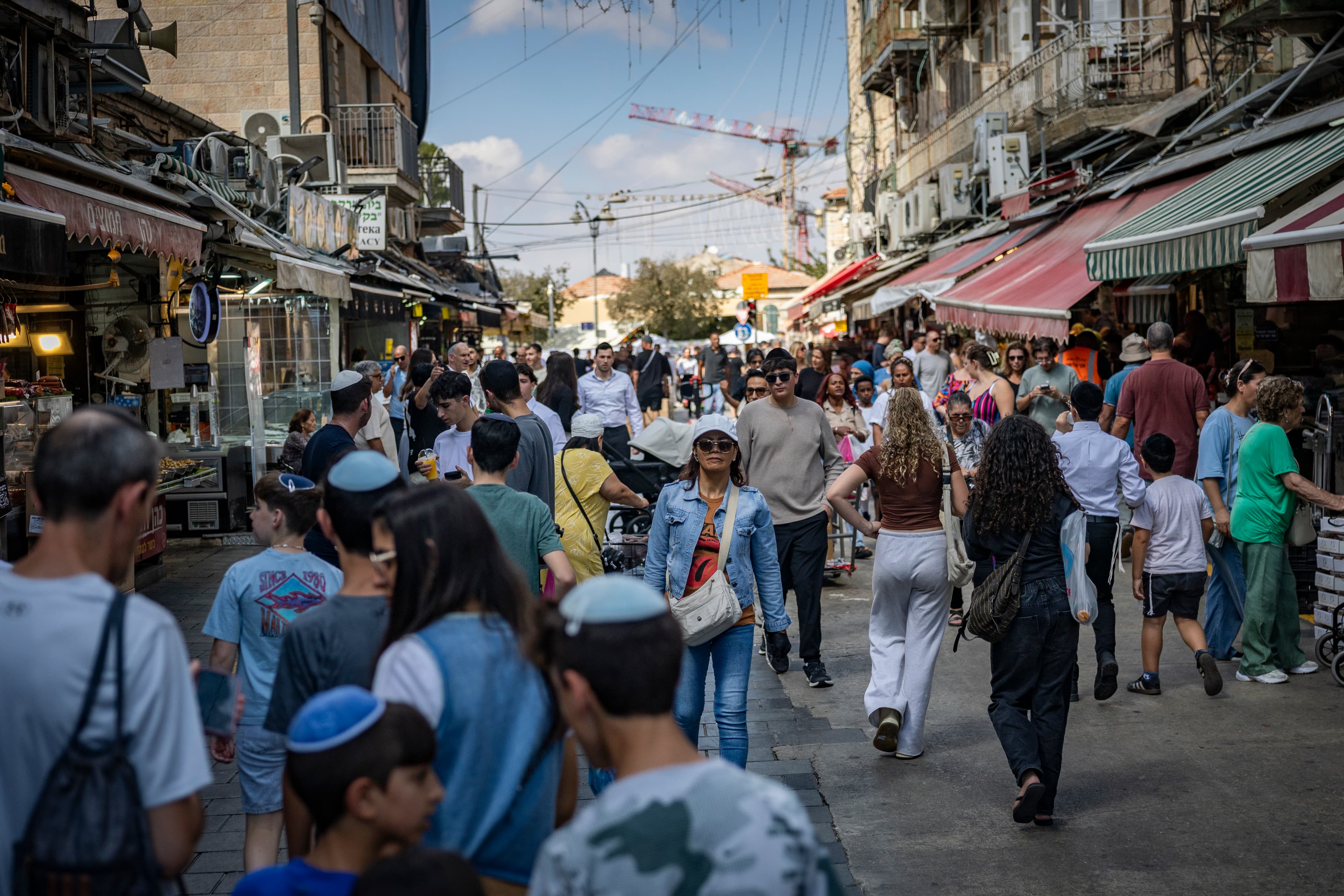 בשורה למטיילים בסוכות: חניה בחינם בכחול-לבן בירושלים