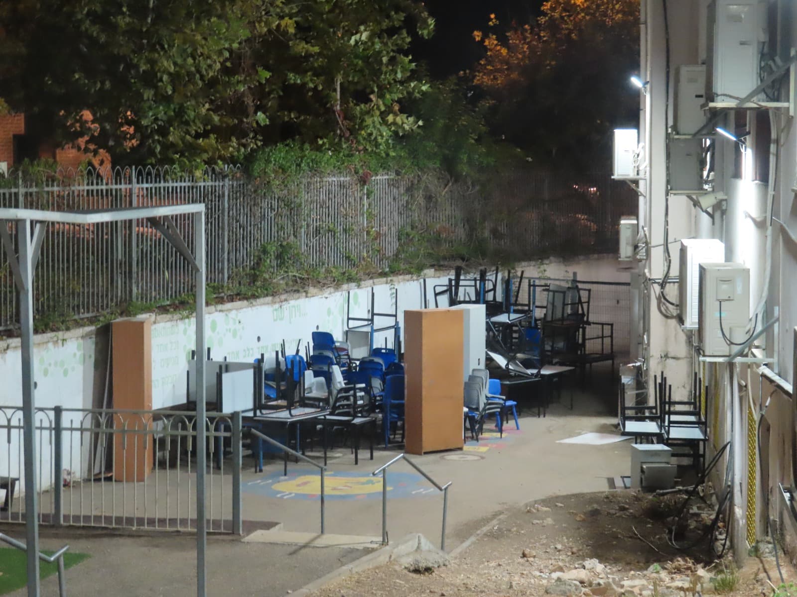 חבר אופוזיציה טוען: העירייה פשטה על בית ספר דתי באישון לילה