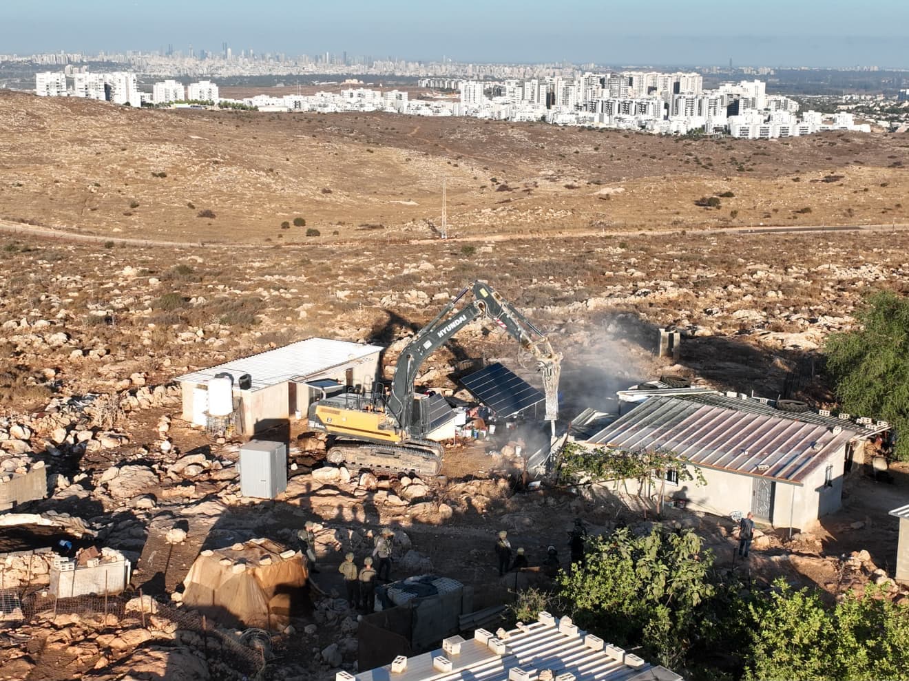 צעד משמעותי לביטחון התושבים: המנהל האזרחי הסיר עשרות איומים על היישובים מקדה ושירה