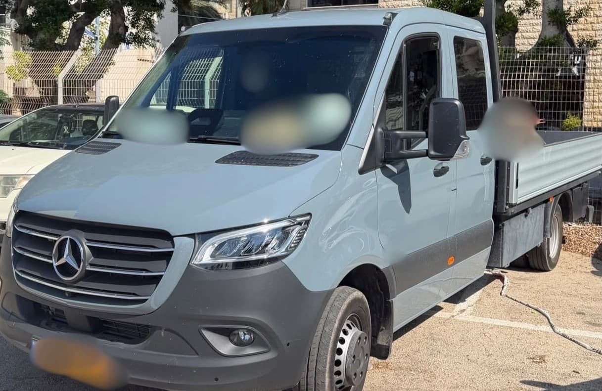 אפס סובלנות: שב"ח משכם ומעסיקו נעצרו בפעילות המשטרה - רכב ההובלה הוחרם