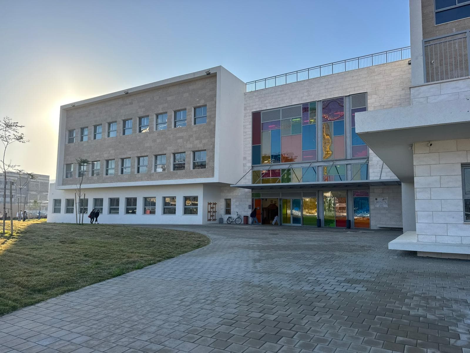 החל מ-4 באוקטובר: חמישה ימי לימוד בשבוע בכל בתי הספר העל־יסודיים בטירת כרמל