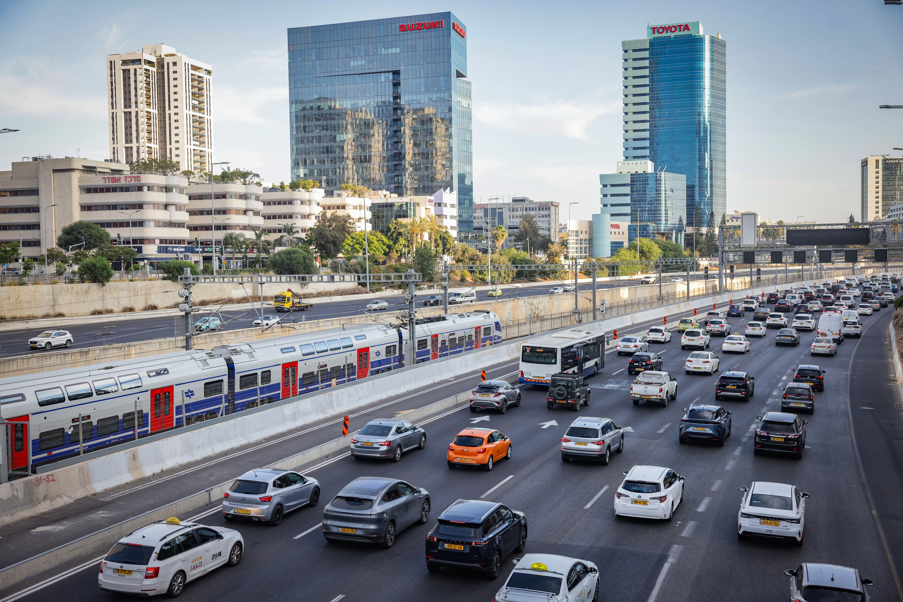 צפי לפקקי ענק: שבוע של חסימות ועומסים חריגים באזור המרכז