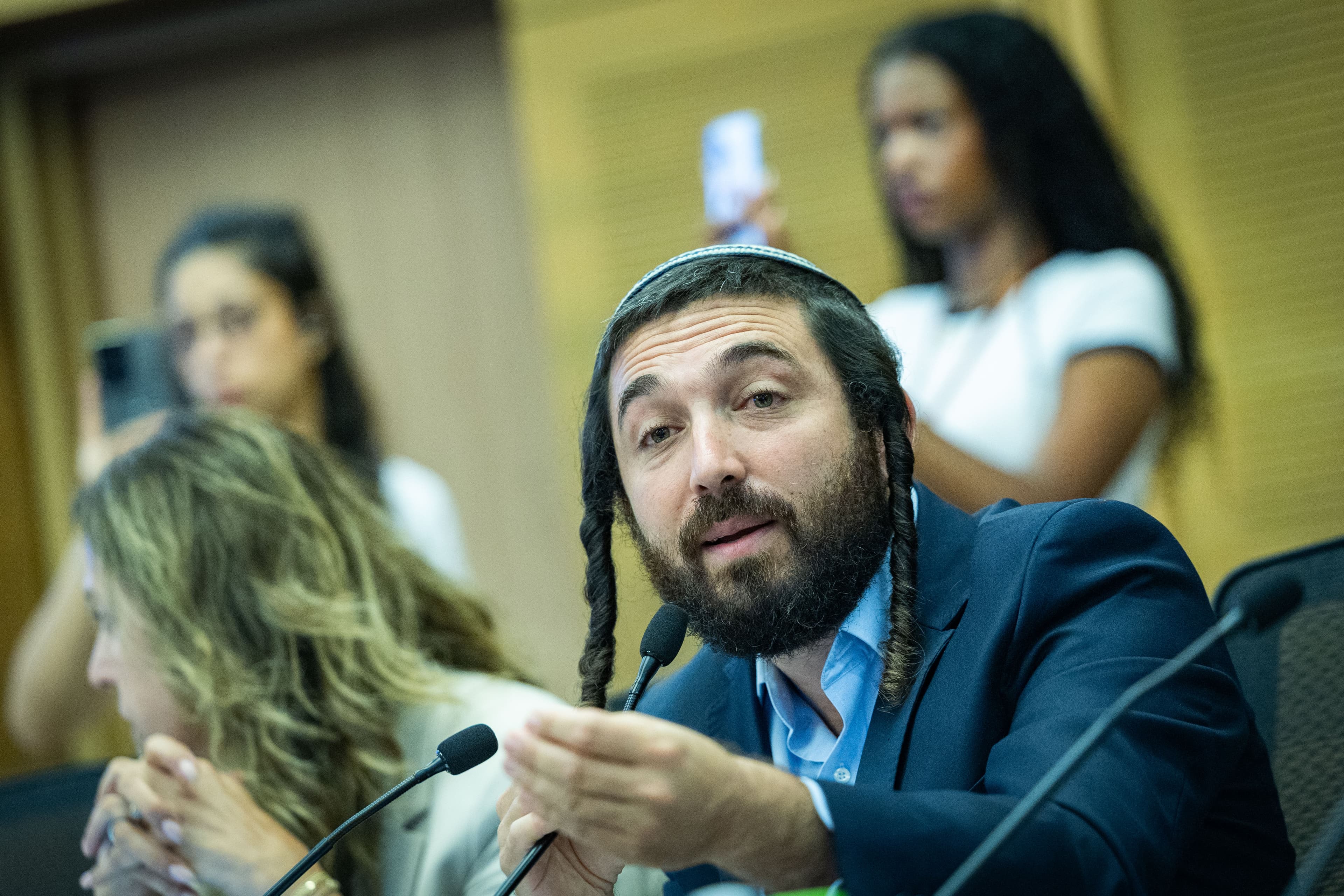 ח"כ סוכות בפנייה לראש השב״כ: אפשר לאנשי הביטחון העצורים לפגוש עורכי דין