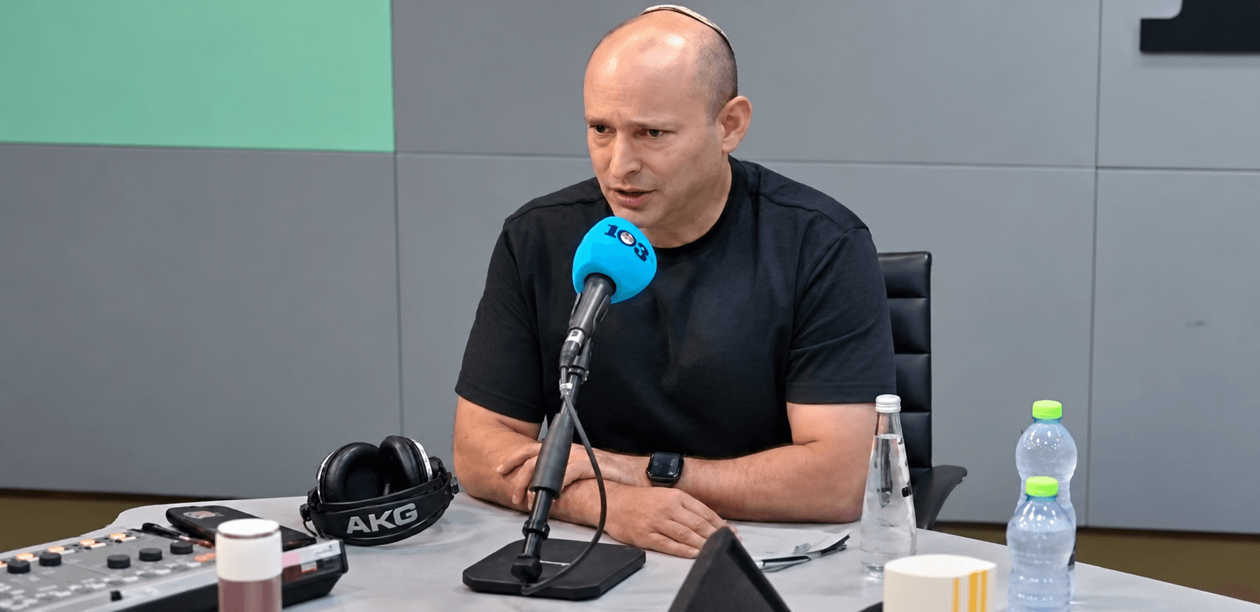 בנט העניק לעצמו תפקיד חדש: "גם כשהייתי רמטכ״ל" | צפו