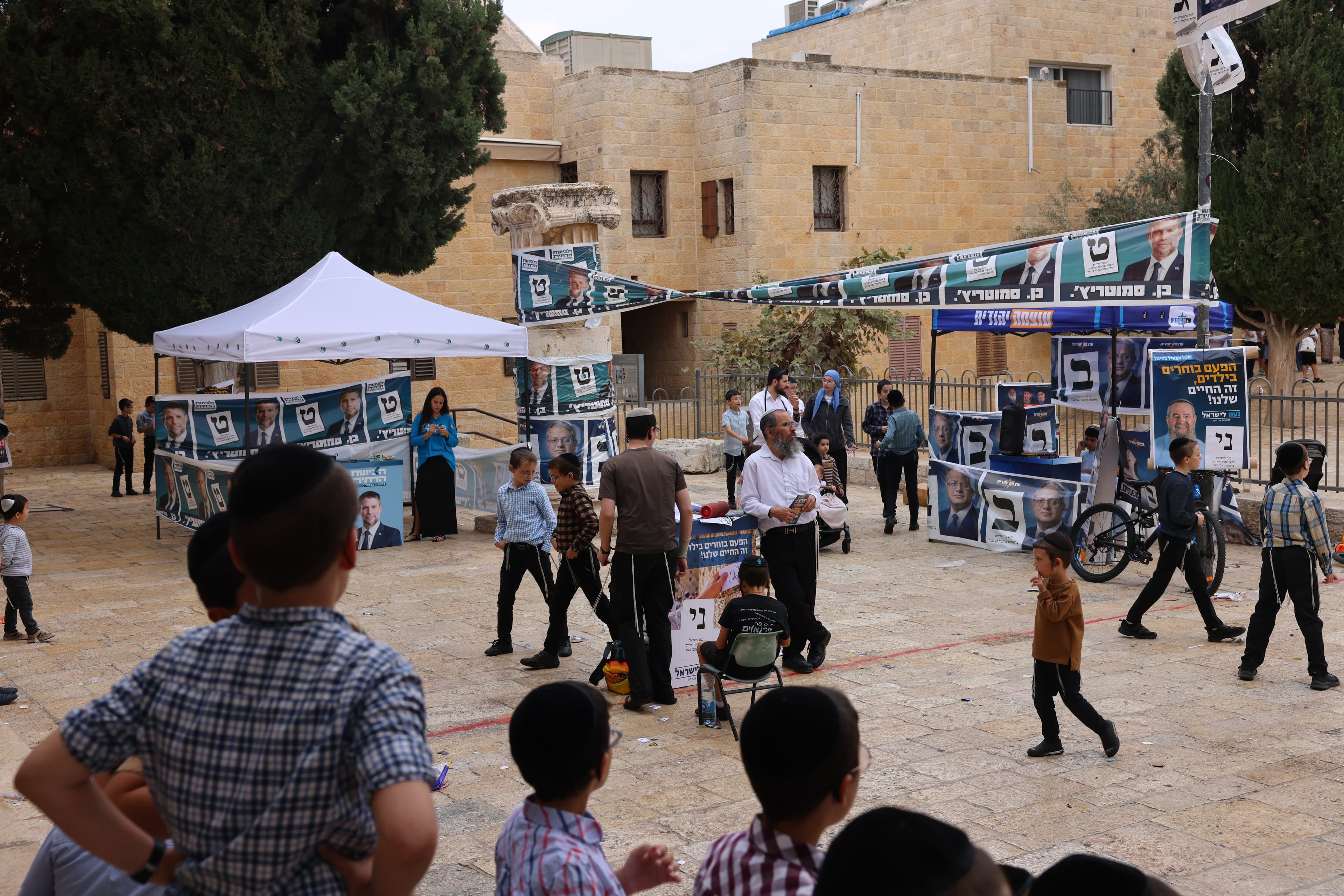 צאו להצביע: 61% הצבעה ברהט לעומת 53% בלבד בבני ברק