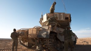 צה״ל בבהלה בעקבות החלטת ישיבות ההסדר להפסיק גיוס לשיריון – בדו״צ מיהרו להוציא הודעה