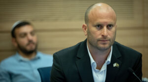 ח"כ קרויזר: "לא ניתן לעברייני מין להסתתר מאחורי ההתיישנות" | הצעת החוק להארכת תקופת ההתיישנות בעבירות מין אושרה לקריאה שנייה ושלישית