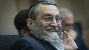 הצעת חוק יסוד לימוד תורה עברה בקריאה טרומית