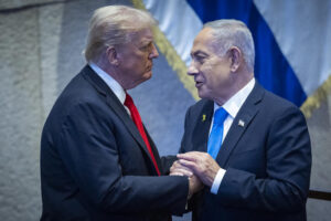 טראמפ: "נתניהו? לא יודע אם הוא רוצה להמשיך ולהתמודד בבחירות"