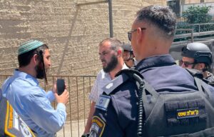 ח״כ סוכות בביקור פתע בבית ספר בשועפאט: ״נסגור את בית הספר של חמאס״