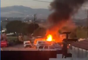 דיווחים בלבנון: צה"ל תקף רכב מהאוויר במחוז נבטיה | צפו