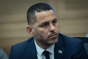 החקירה נגד רואי כחלון מתחדשת: נציב התלונות מתח ביקורת על היועמ”שית